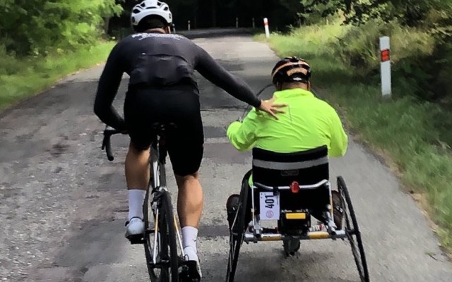 Pomohli jste Jindrovi s pořízením handbiku